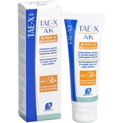 Crema Solare Viso 50+ SPF Fotoprotezione Macchie Melaniche E Problematiche Attiniche Tae-X AK 50 ml