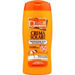 crema solare protezione alta pelle molto chiara SPF 50 250 ml