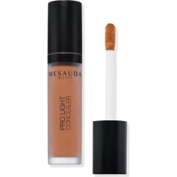 Pro Light Concealer - Correttore Fluido Idratante P01