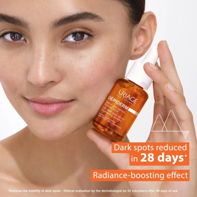 Uriage Depiderm - Siero Anti Macchie Booster Illuminante 30 ml (Confezione Danneggiata)