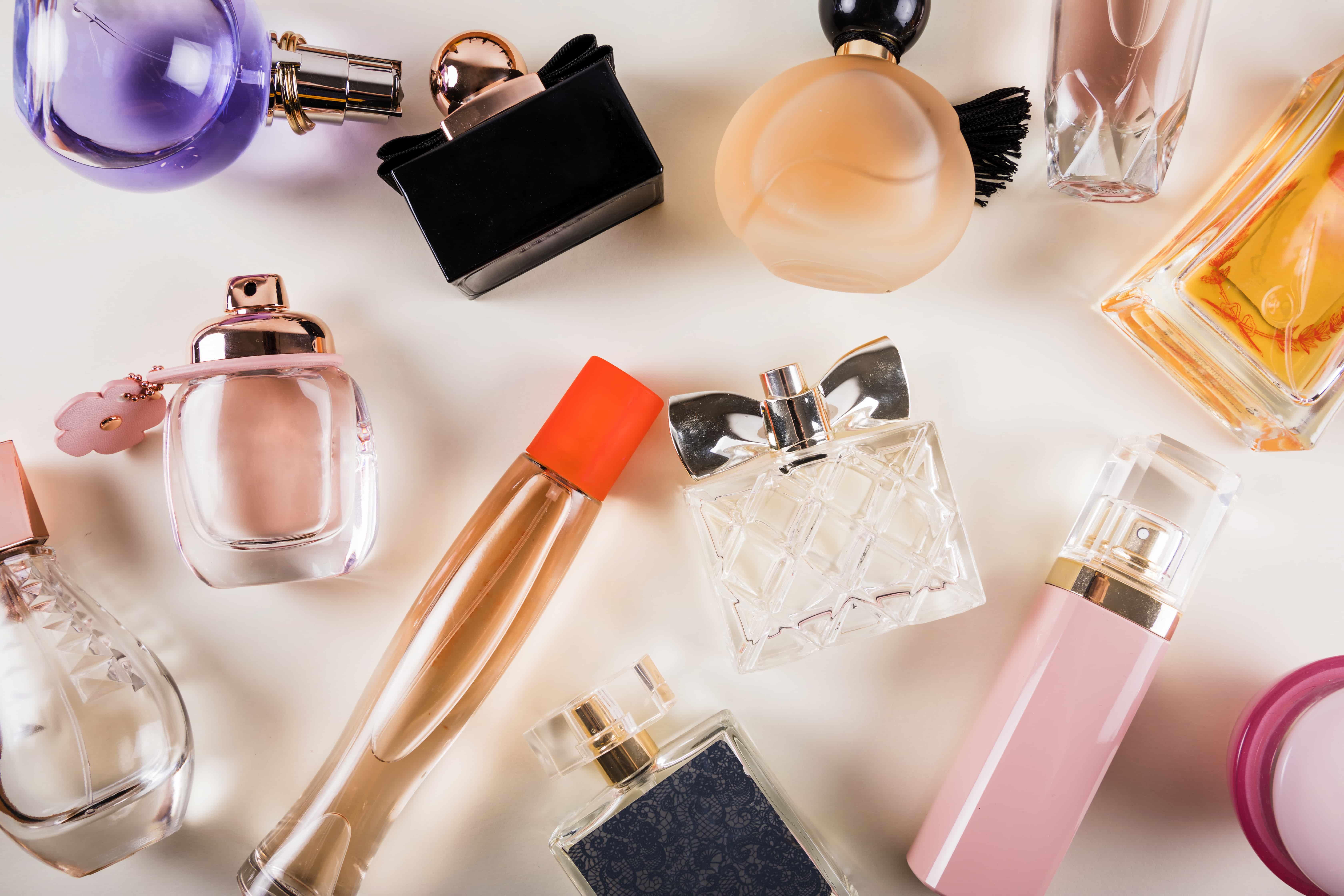 Profumi donna da regalare a Natale 2019: guida all'acquisto