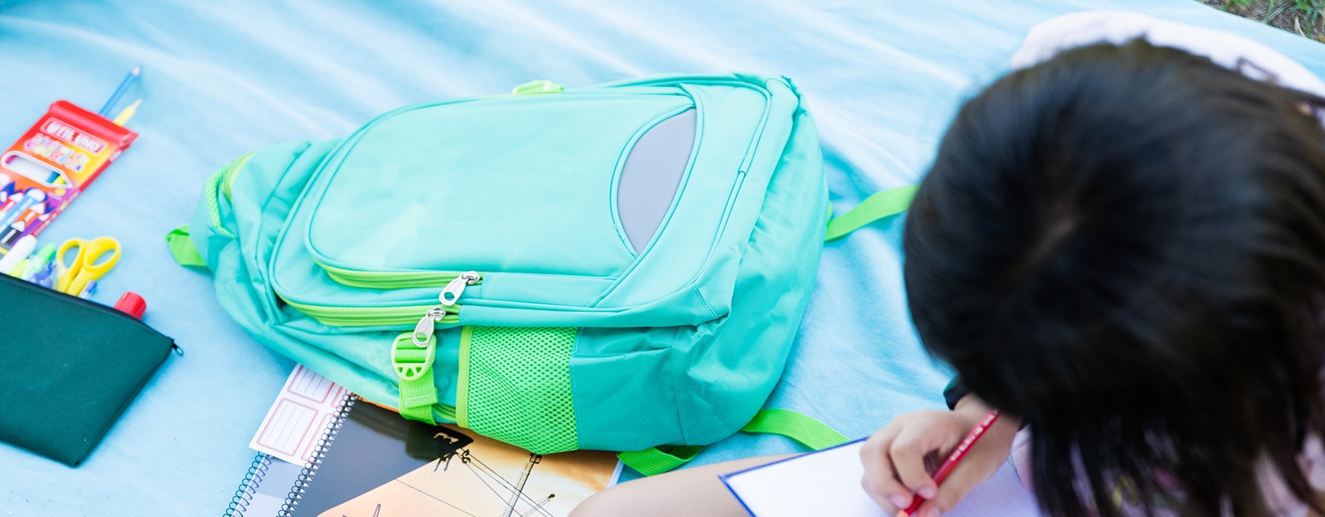 Zaino scolastico: come sceglierlo per non affaticare la schiena dei bambini