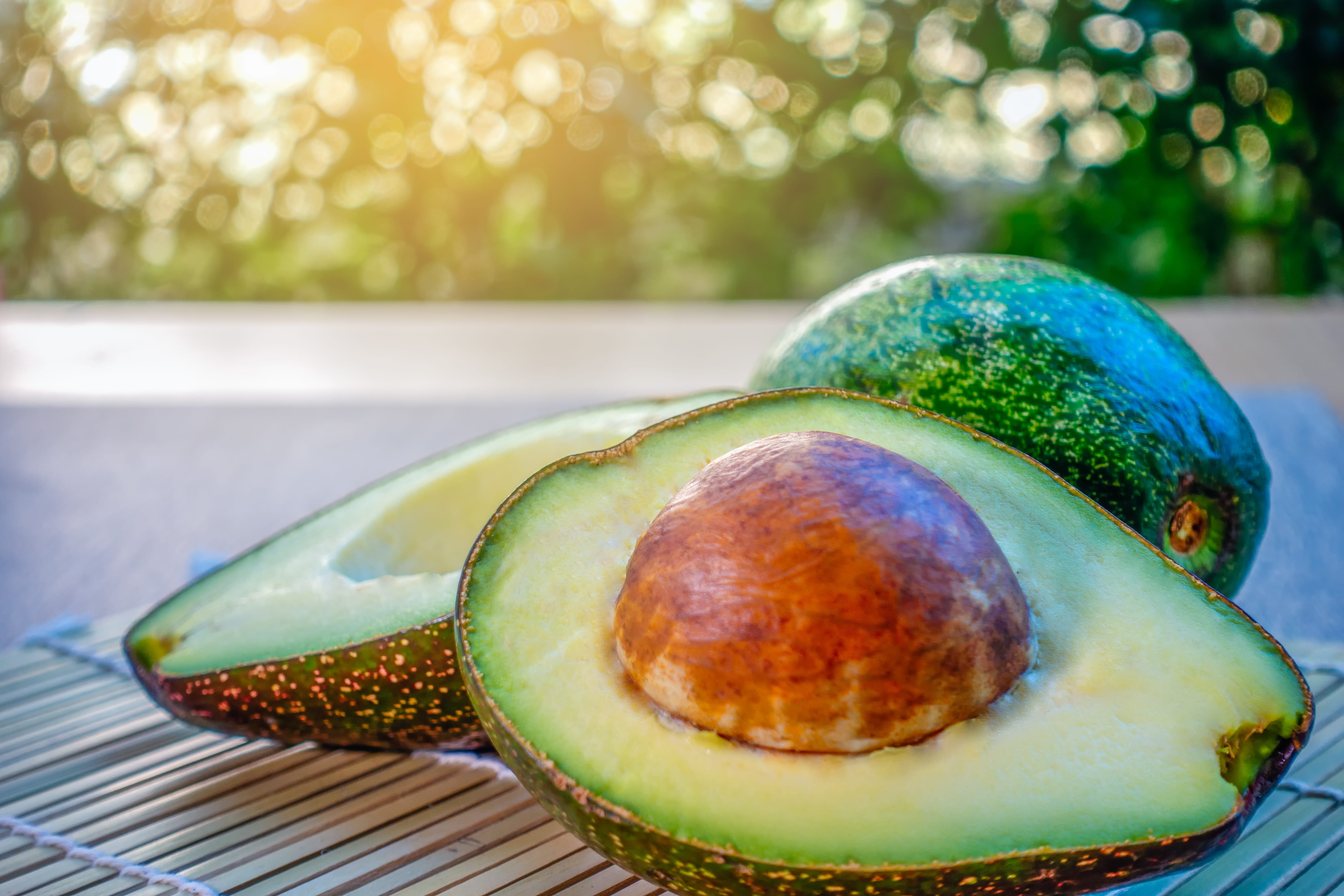 Benefici e proprietà dell'avocado: a cosa fa bene questo super food?
