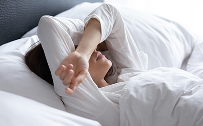 Sonno disturbato dal rientro: piccoli rituali serali per ritrovare il ritmo